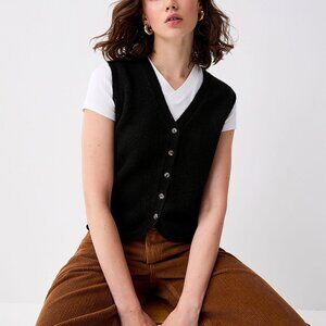 Simons Twik Button-Down Sweater Vest